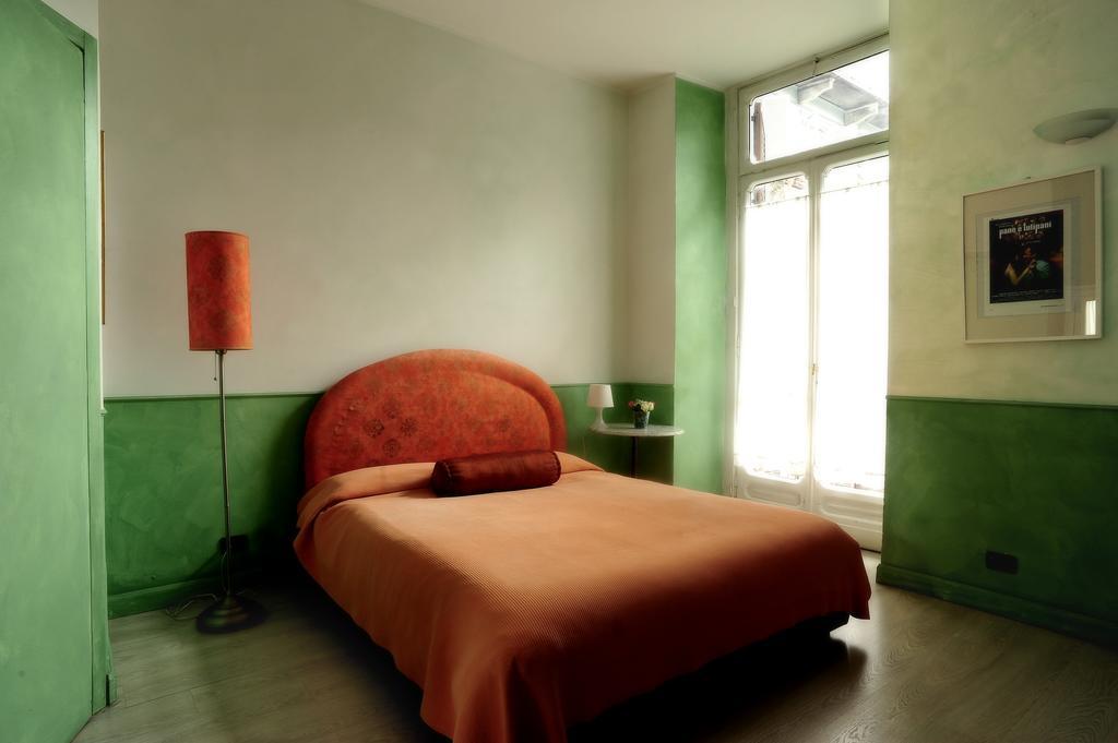 Il Pane E Le Rose Bed & Breakfast Torino Rom bilde